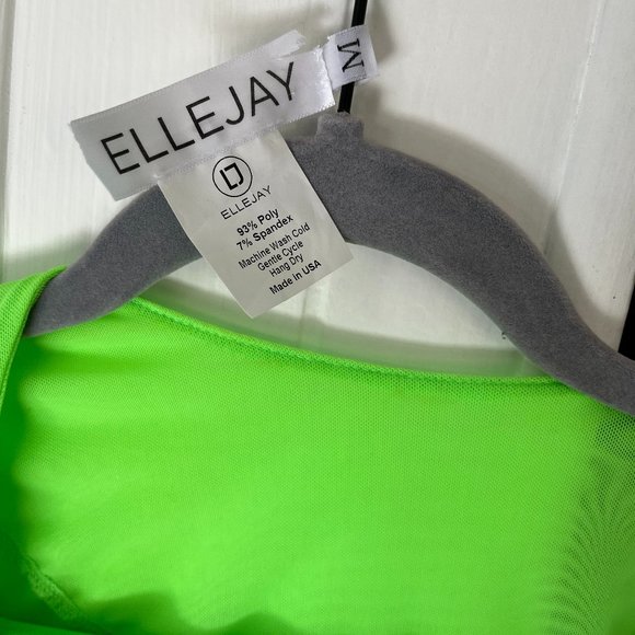 Ellejay tie top and matching wrap skirt - Picture 6 of 7